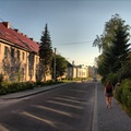 улица в Полесске, вдали здание новой школы.