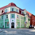 Гвардейск, здание детской поликлиники.