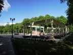 Парк Победы с мемориалом и братской могилой.
