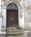 Старинная дверь дома в Нестерове.
