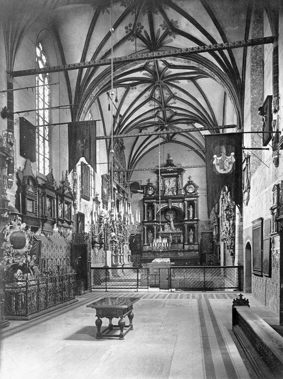 Кенигсберг. Внутренний интерьер кафедрального собора.