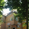 Магазин на углу дома, на пересечении ул. В.Котика и Коммунальной.