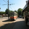 Трамвайная остановка на ул. Коммунальной.