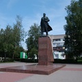 Памятник И. Д. Черняховскому.