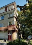 Дом с магазином на углу ул. Чернышевского и Маяковского.